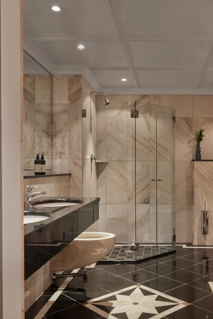 Badezimmer im TOP Hotel Hochgurgl